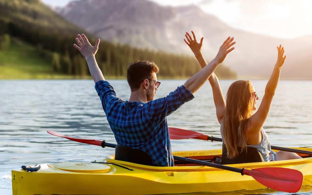 How to Paddle a Tandem Kayak: Tips and Techniques for Smooth Sailing